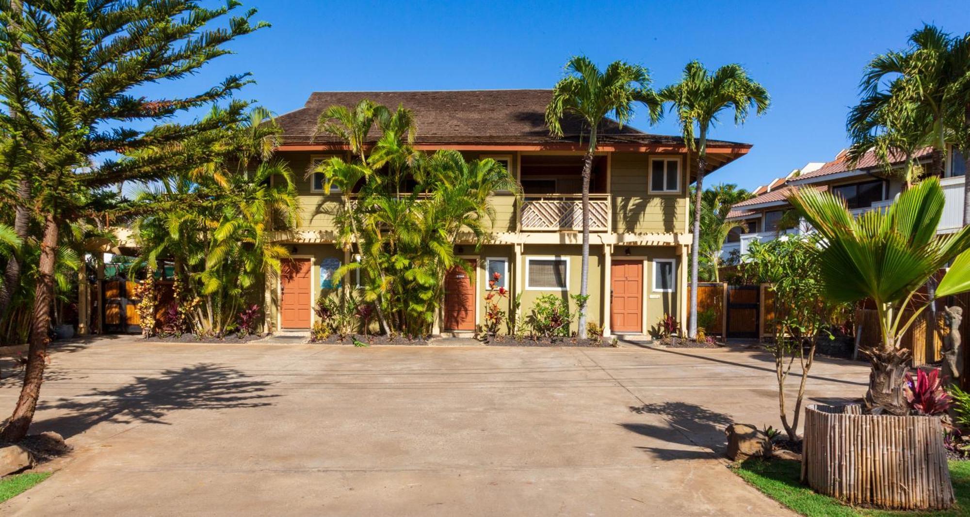 Plumeria Suite, 2-Bedrooms, Sleeps 6, Pool & Bbq, Pre-Renovation Summer Sale Kihei Εξωτερικό φωτογραφία